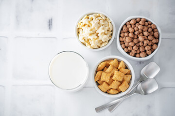 List of breakfast dried cereals with milk