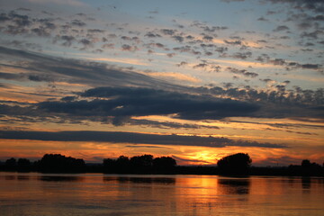 Fototapeta na wymiar Sunset on the Vistula River in Chełmno, Poland.