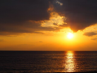 太平洋に沈む夕日