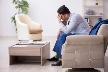 Young businessman employee waiting for business meeting
