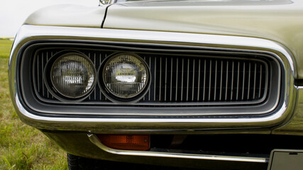 Fototapeta na wymiar vintage car headlight