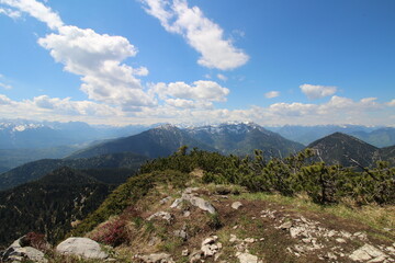 Fototapeta na wymiar Bergpanorama in den Alpen im Sommer