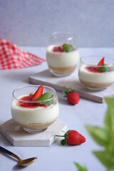cheese cake in jar with strawberry 