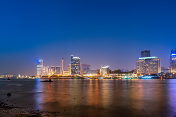 Fototapeta na wymiar Xiamen city architectural landscape night view