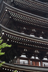 Fototapeta premium 名古屋市のお寺日泰寺の五重塔の風景