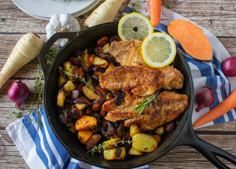 Pan fried fish with vegetables 