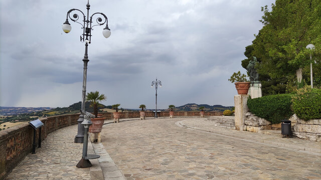 Giardini di piazza nuova a Osimo nelle Marche