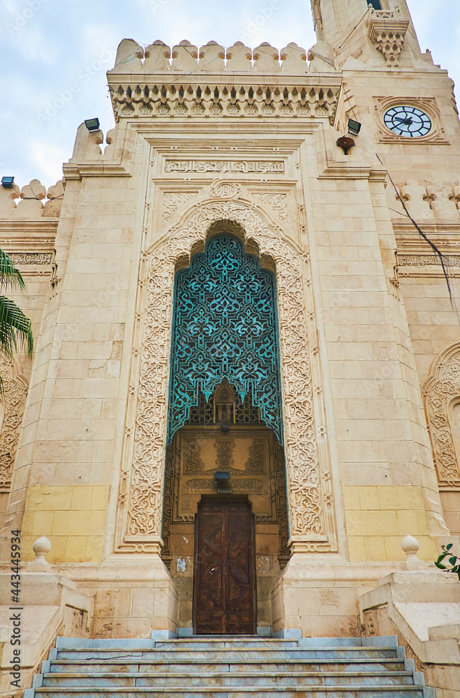 Sticker Ornate entrance to Al Qaed Ibrahim Mosque in Alexandria, Egypt