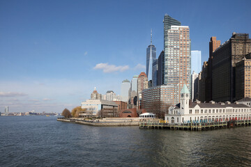 Obraz premium New York - Battery Park - City Pier A - Skyline / New York - Battery Park - City Pier A - Skyline