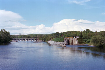 Fototapeta na wymiar Lift lock and hydroelectric dam in Battawa Ontario on the Trent-Severn waterway