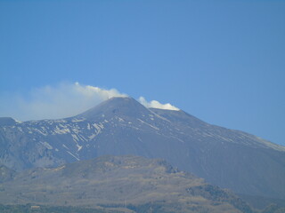Obraz premium snow covered mountains