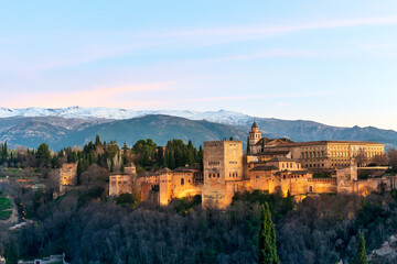 Fototapeta na wymiar sunset in the Alhambra