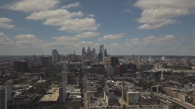 wide shot of philly skyline with many buildings showing financial district