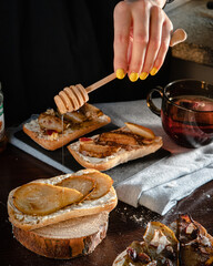 Toast with baked pear and syrup
