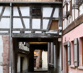 Riquewihr....fenêtres et colombage