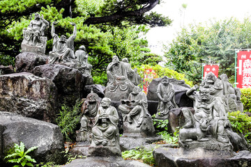 宝持寺、鴻巣市、寺社仏閣、祈願、祈祷、境内、本堂、埼玉県、墓地、墓、羅漢、18羅漢石仏像