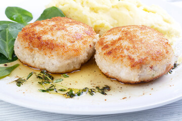 Chicken cutlets, mashed potatoes and spinach
