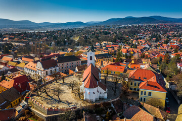 Naklejka na ściany i meble Szentendre, hungary - Aerial view of the city of Szentendre on a sunny day with Belgrade Serbian Orthodox Cathedral and clear blue sky