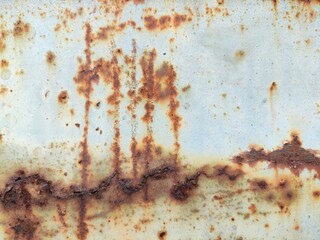 This picture is the color of the rusted train carriage, indicating its longevity.