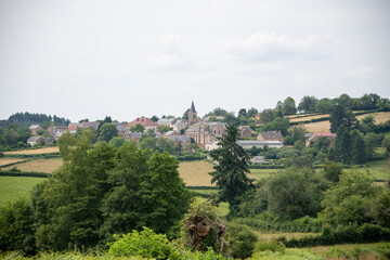 Fototapeta na wymiar Village du Nivernais
