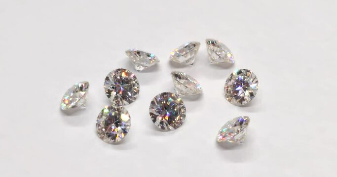 Real Moissanite diamonds VVS sparkling with fire shiny Brilliant cut.