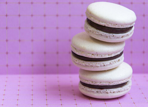 Biscoito Macaron em torre para postar com fundo / Macaron Cookie to post with background