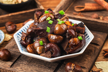 Chinese Cuisine: Braised chestnut pork knuckle