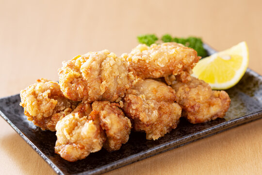 鶏の唐揚げ　唐揚げ　からあげ