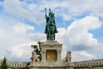 Fototapeta premium Equestrian Statue of Stephen I (Szent Istvan) at Fisherman Bastion (Halászbástya) near Buda Castle in Budapest, Hungary, in a sunny summer day.