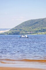 Obraz premium river and mountains