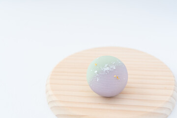 木の皿に乗った七夕の和菓子　天の川　上生菓子