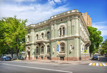 Fototapeta na wymiar Schlosberg's mansion on Povarskaya street in Moscow