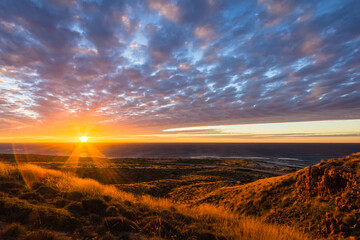 オーストラリア　西オーストラリア州のエクスマウス近郊のライトハウス湾でのサンセット