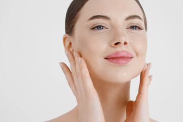 Obraz na płótnie Canvas Beauty woman face healthy beautiful skin natural skin care close up