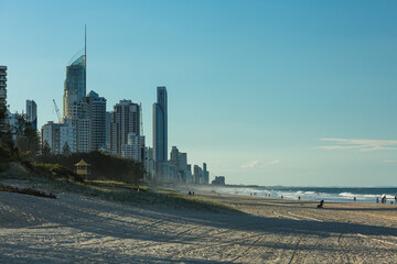 オーストラリア　ゴールド・コーストのビーチ沿いの風景
