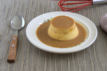 Dessert flan de cajeta, grandmother's recipe