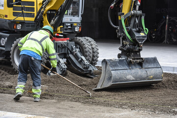 travail travailleur emploi job voirie chantier chomage casque securite 