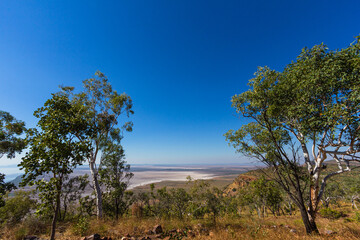 オーストラリア　西オーストラリア州のカナナラ郊外の丘からの風景