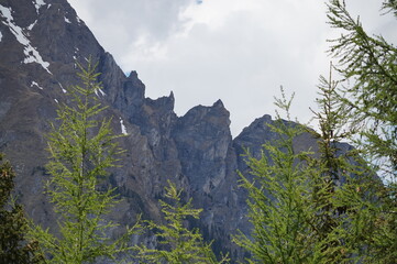 Wanderung auf den Selles bei Nauders: Eindrucksvolle Felszacken am Piz Mundin