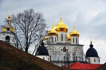 Fototapeta na wymiar Kremlin in Dmitrov city, Moscow region, Russia. Ancient landmark. Assumption church.