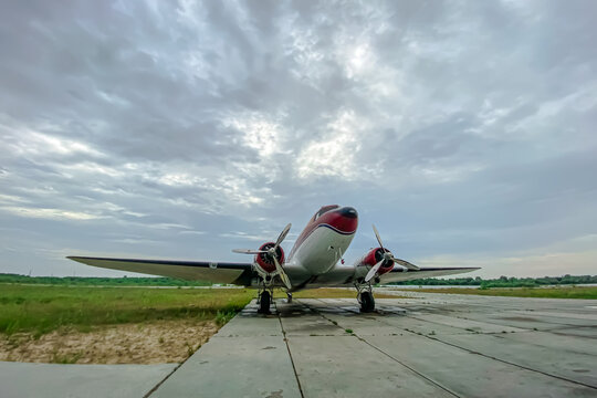 A close-up of the legendary American Douglas DC-3 aircraft at the airbase.