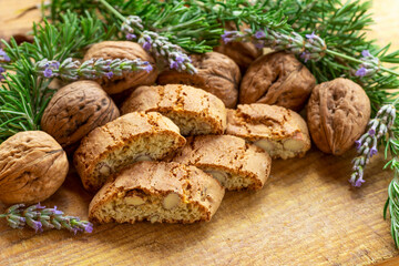 Cantuccini Toscani with walnuts rosemary and lavender flowers