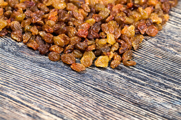 real shriveled raisins