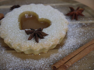 Winterliche Fruchttörtchen
