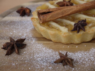 Winterliche Fruchttörtchen