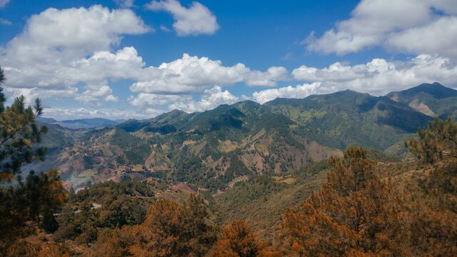 Constanza, the new Switzerland.

LG Mobile VS987
&fnof;/1.8
1/1250
4.42mm
ISO50