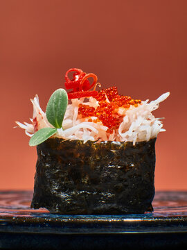 asian cusine food japanese sushi gunkan