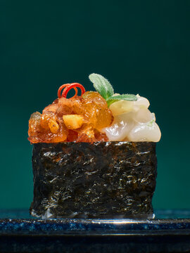 asian cusine food japanese sushi gunkan