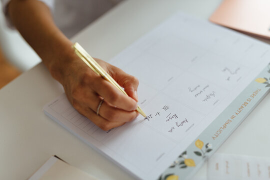 Close Up Notes In Planner 