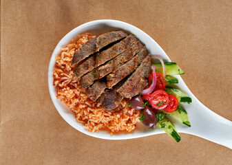 Grilled beef with rice